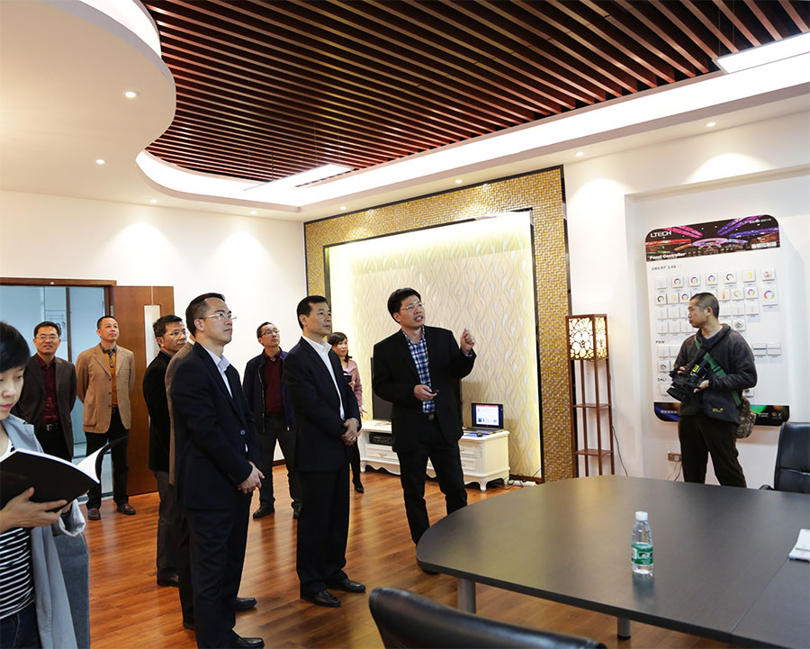 珠海市主要領導新春蒞臨雷特調研現場交流
